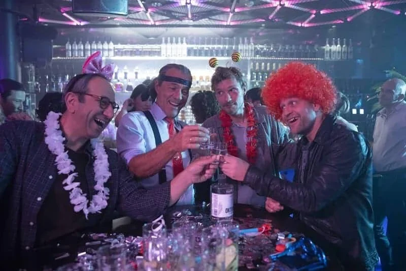 Es ist zu Deinem Besten - Party Time