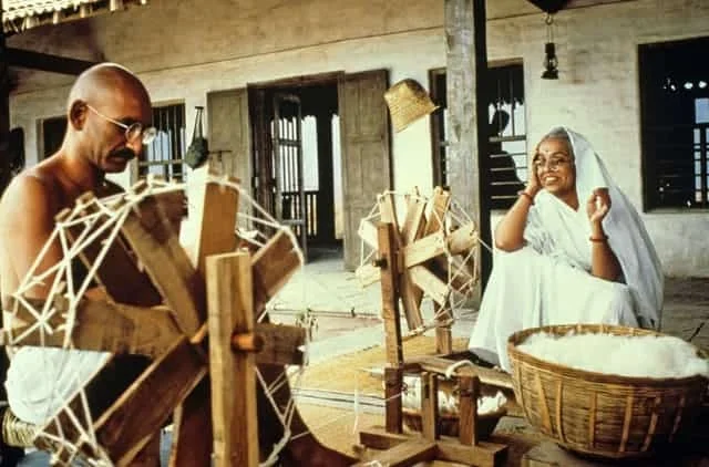 Gandhi mit Ehefrau Kasturba Makthaji