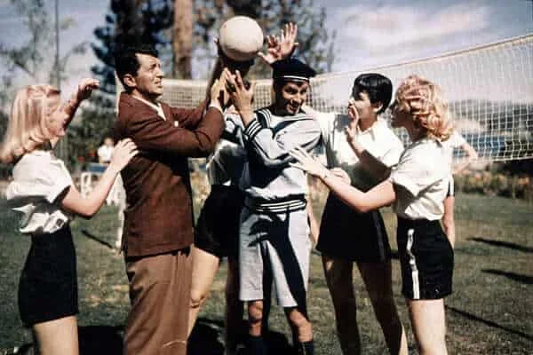 Jerry Lewis & Dean Martin © Paramount Pictures