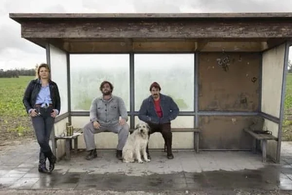Warten aufn Bus - Kathrin, Hannes, Ralle und Maik