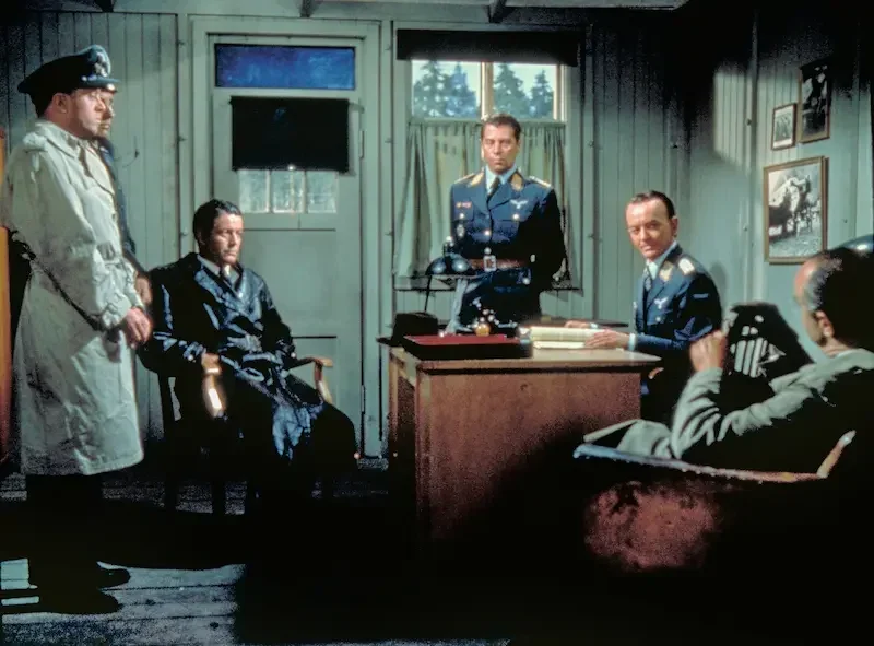 Gesprengte Ketten 1963 Richard Attenborough (links)