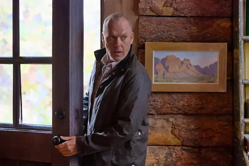 a killer's memory - michael keaton als john knox