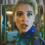 smile 2 szene naomi scott als sängerin riley mit panischen gesichtsausdruck