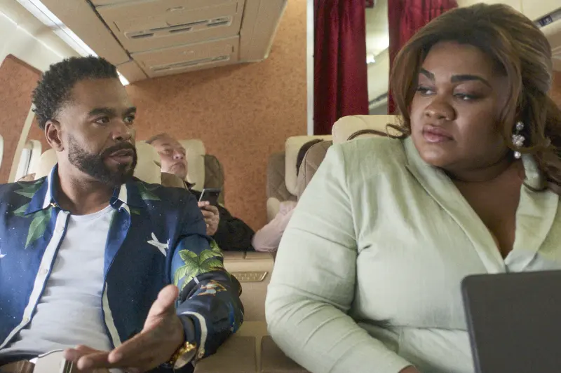 Method Man als Unc und Da'Vine joy Randolph als Auntie im Flugzeug in Shadow Force