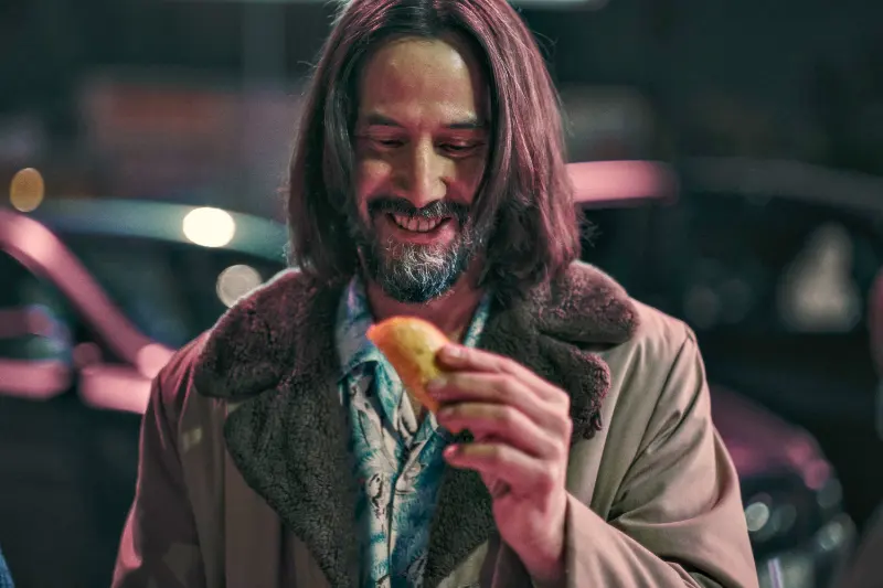 Keanu Reeves freut sich über einen Tacco - Essenszene Good Fortune